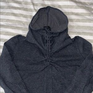 Lululemon in a cinch reversible pullover